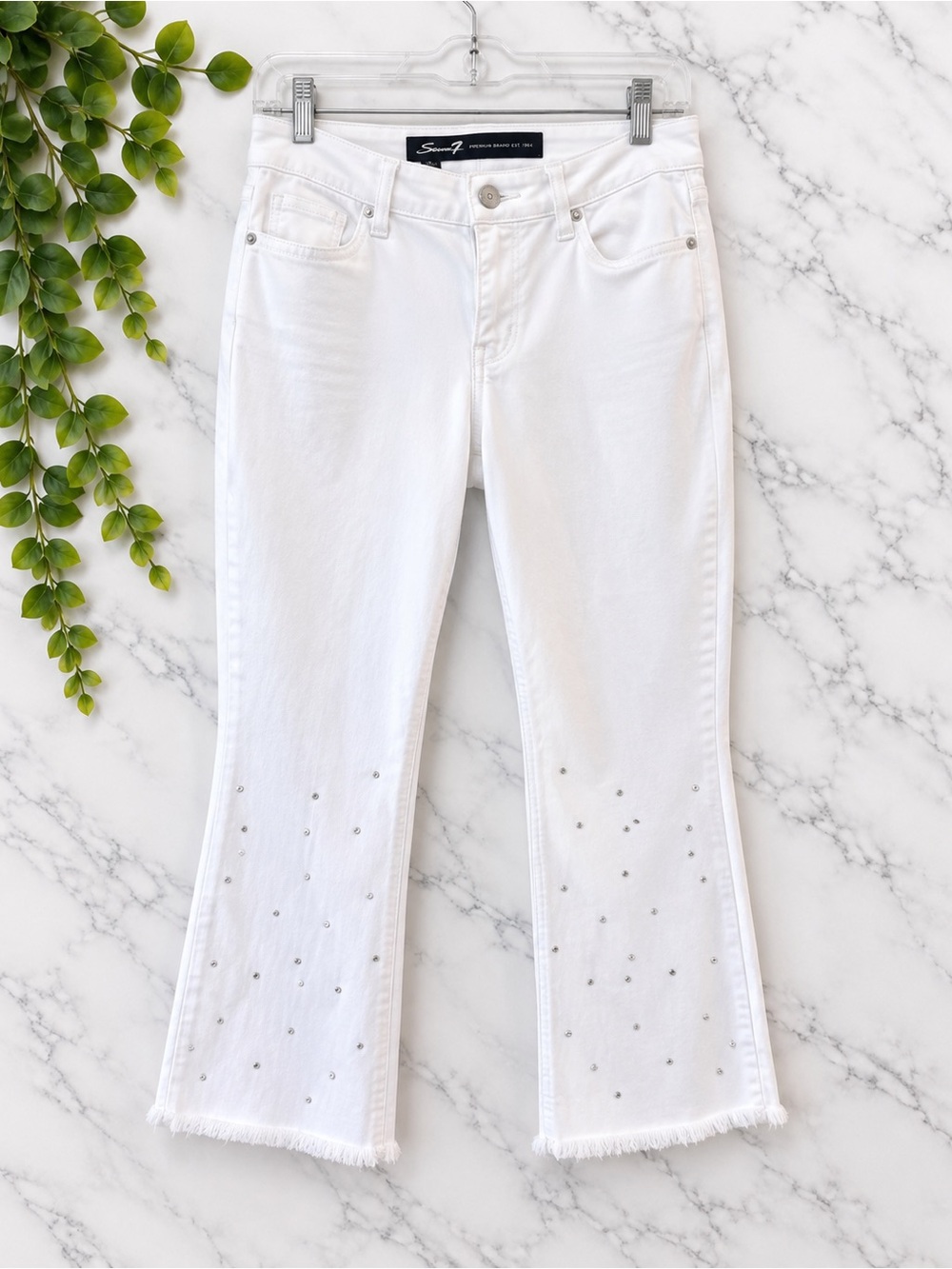 Seven7 White Rhinestone Ankle Duster Jeans Size 10 Raw Hem Cropped Flare